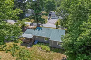22 Lamb Farm Rd, Brunswick, ME 04011 - Photo 2