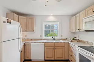 16 Marsh View Ave, Kennebunk, ME 04043 - Photo 22