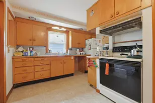 29 Lake Ave, Windham, ME 04062 - Photo 4