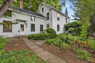 66 High St, Belfast, ME 04915 - Photo 2