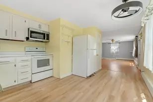 23 Lower Main St, North Berwick, ME 03906 - Photo 2