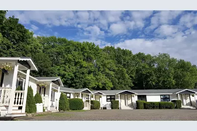 360 Commercial Street, Rockport, ME 04856 - Photo 4