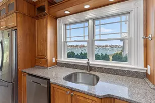 11 Pine St, South Portland, ME 04106 - Photo 16