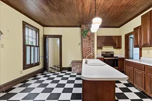 81 W Main St, Searsport, ME 04974 - Photo 6