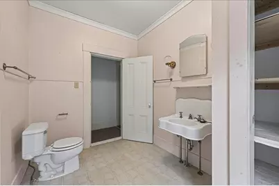 81 W Main Street, Searsport, ME 04974 - Photo 42