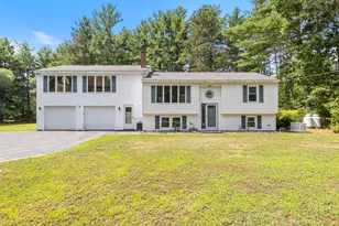 69 Seavey Dr, Buxton, ME 04093 - Photo 1