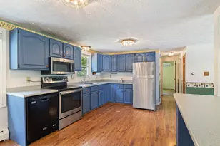 69 Seavey Dr, Buxton, ME 04093 - Photo 10