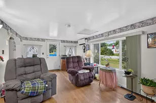 69 Penobscot Ave, Howland, ME 04448 - Photo 10