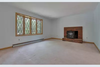 16 Park Avenue, Standish, ME 04084 - Photo 6