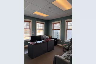 22 Carriage Lane, Hallowell, ME 04347 - Photo 4
