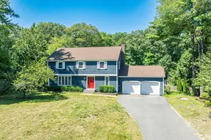 13 Riverbend Dr, Kennebunk, ME 04043 - Photo 1