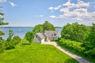 15 Sturdivant Road, Cumberland, ME 04110 - Photo 2