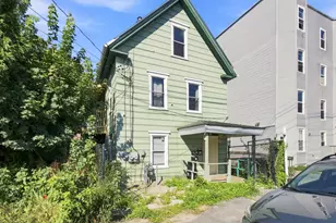 291 Bates St, Lewiston, ME 04240 - Photo 2
