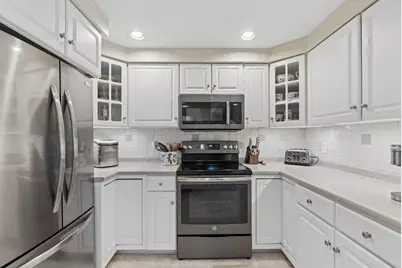 115 Hampton Glen Drive #25, Kennebunk, ME 04043 - Photo 12