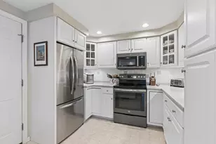 115 Hampton Glen Dr, Kennebunk, ME 04043 - Photo 8