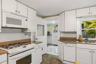 136 Martin Rd, Kittery, ME 03904 - Photo 10