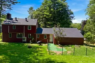54 Nottingham Rd, Auburn, ME 04210 - Photo 4
