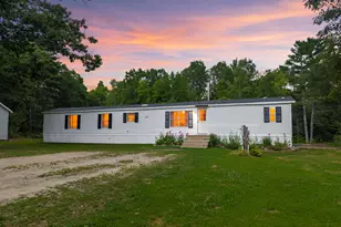 250 Violet Ln, Waldoboro, ME 04572 - Photo 2