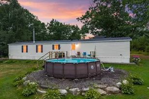 250 Violet Ln, Waldoboro, ME 04572 - Photo 4