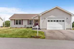 16 Hunter Dr, Hermon, ME 04401 - Photo 1