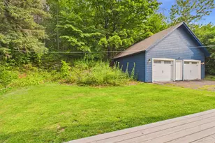 39 Collins St, Caribou, ME 04736 - Photo 2
