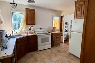 117 Cedar St, Presque Isle, ME 04769 - Photo 8