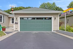 1739 Washington Ave, Portland, ME 04103 - Photo 2