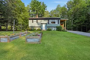 4 Frederick Ave, Paris, ME 04281 - Photo 1