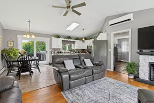 389 Ridge Rd, Fairfield, ME 04937 - Photo 10