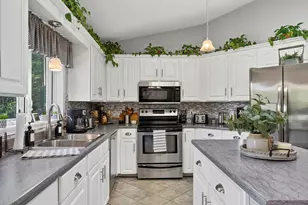 389 Ridge Rd, Fairfield, ME 04937 - Photo 12