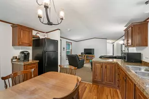 64 Cumberland St, Cornish, ME 04020 - Photo 10