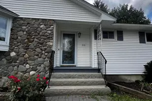 219 Washington St, Brewer, ME 04412 - Photo 8