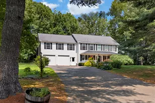 545 Deerfield Dr, Hermon, ME 04401 - Photo 4