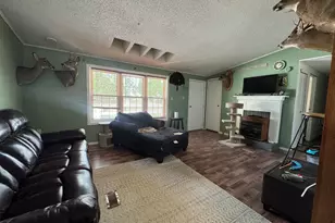 3 Springer St, Richmond, ME 04357 - Photo 10