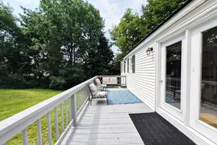 24 Howard St, Mexico, ME 04257 - Photo 18