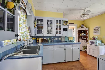 39 Park Street, Paris, ME 04281 - Photo 14