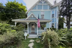 39 Park St, Paris, ME 04281 - Photo 1