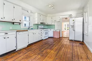 66 Spring St, Yarmouth, ME 04096 - Photo 6