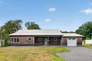 7 Pebble Ln, Kennebunk, ME 04043 - Photo 2