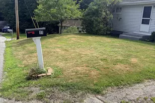 11 Patterson St, Lisbon, ME 04250 - Photo 2