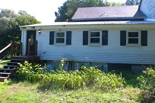 74 Pleasant St, Oxford, ME 04270 - Photo 4