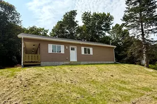 14 Mitchell St, Eastport, ME 04631 - Photo 4