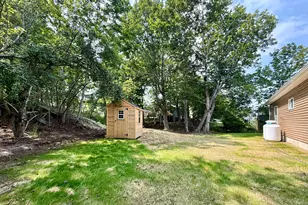 14 Mitchell St, Eastport, ME 04631 - Photo 10