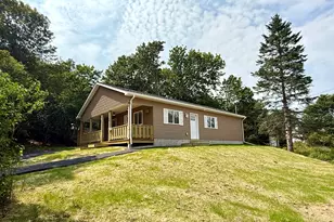 14 Mitchell St, Eastport, ME 04631 - Photo 4