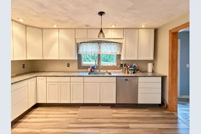 87 Eastern Avenue, Brewer, ME 04412 - Photo 4