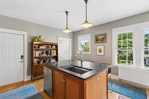 381 Deering Ave, Portland, ME 04103 - Photo 20