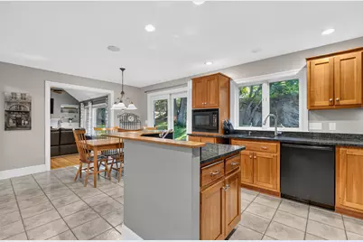 68 Graystone Lane, Portland, ME 04103 - Photo 16