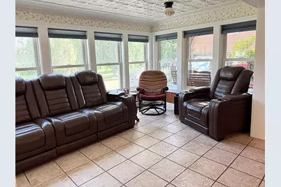 28 Baker Street, Clinton, ME 04927 - Photo 12