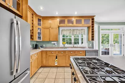18 Oakwood Drive, South Portland, ME 04106 - Photo 18