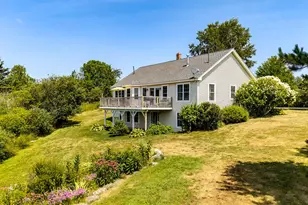 15 Hawthorne Ln, South Thomaston, ME 04858 - Photo 2